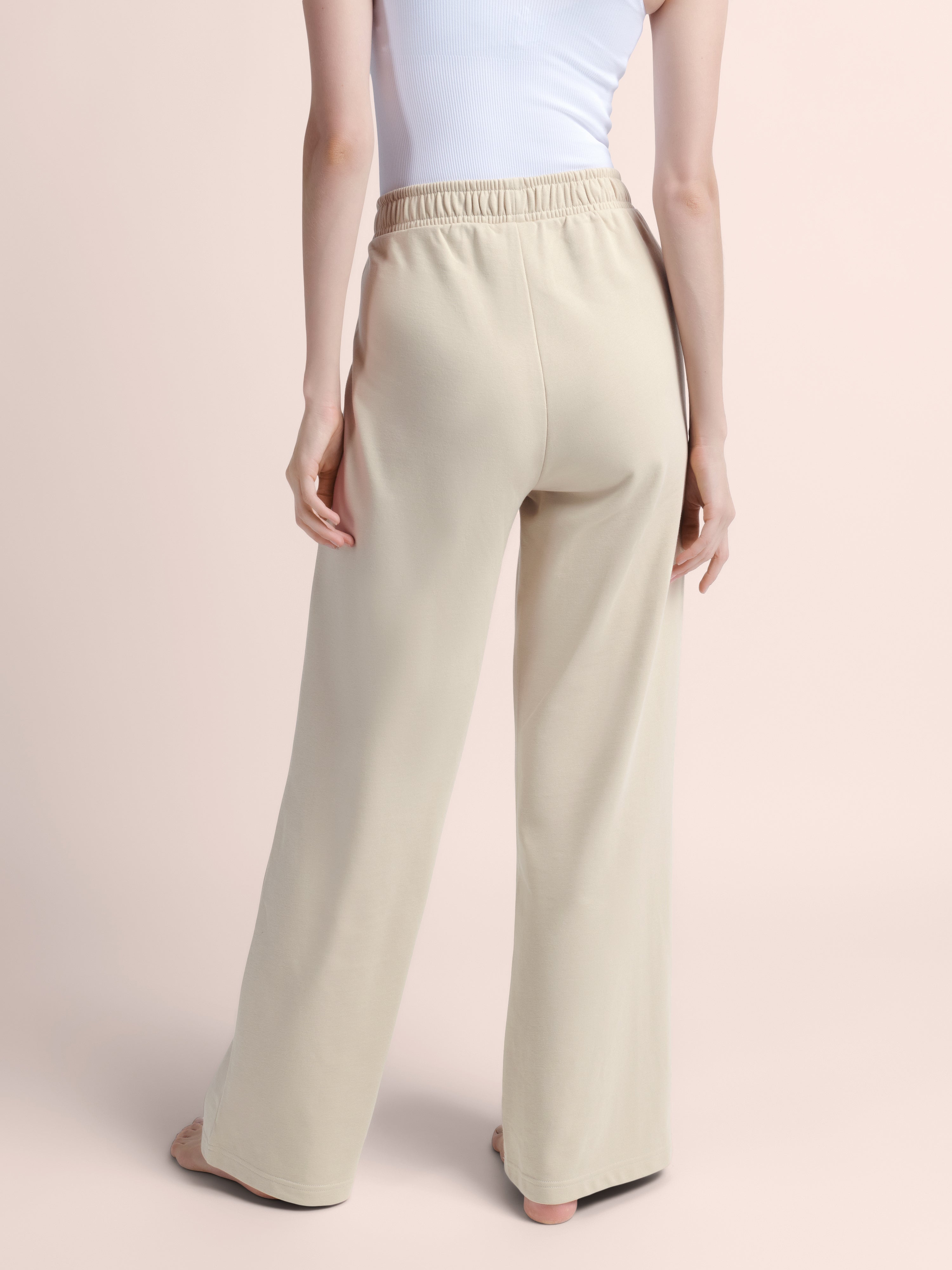 Brisk Set - Light Stone & White - Yoga Set