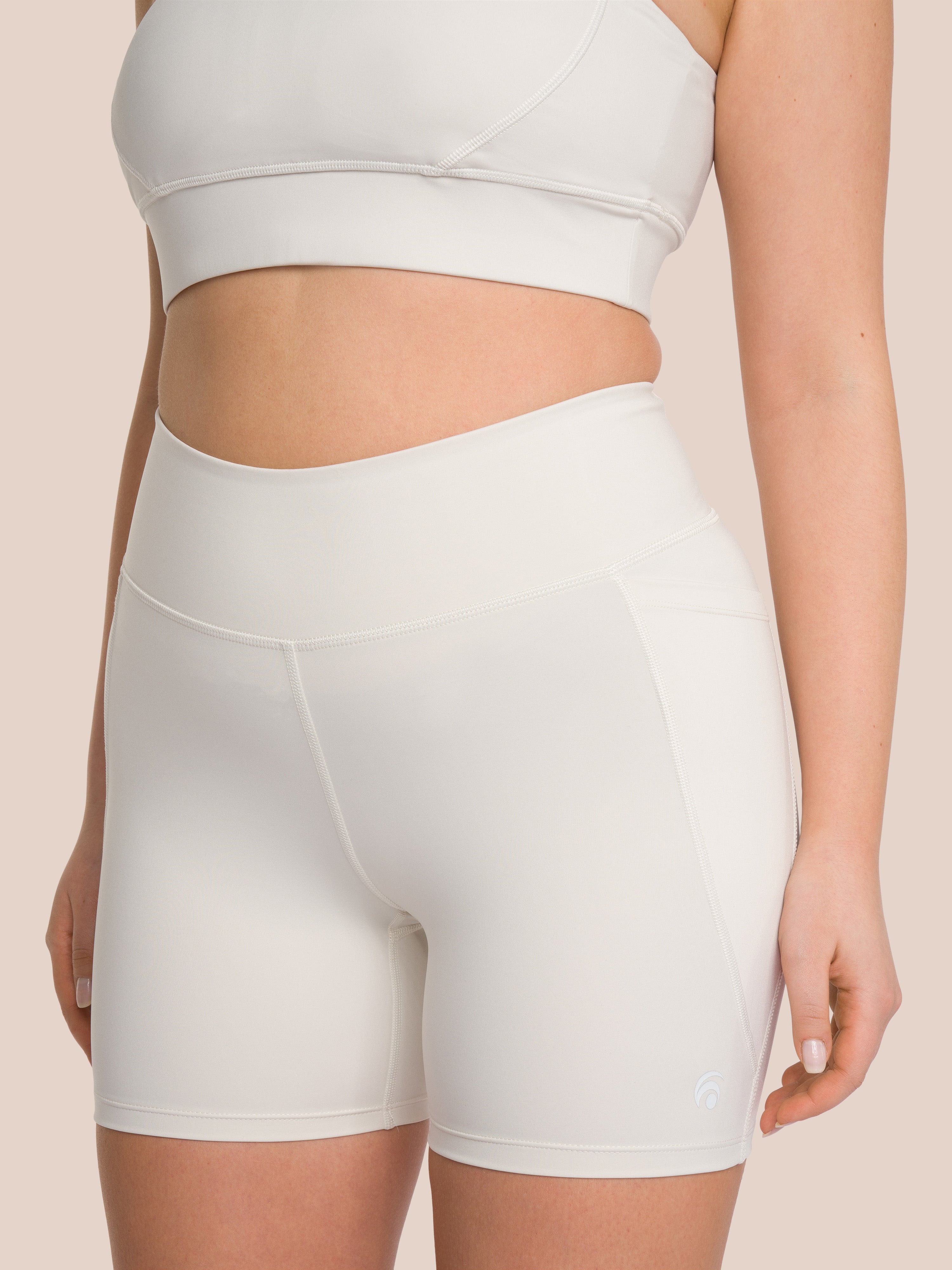 Soho Short - Yoga Short - Beige