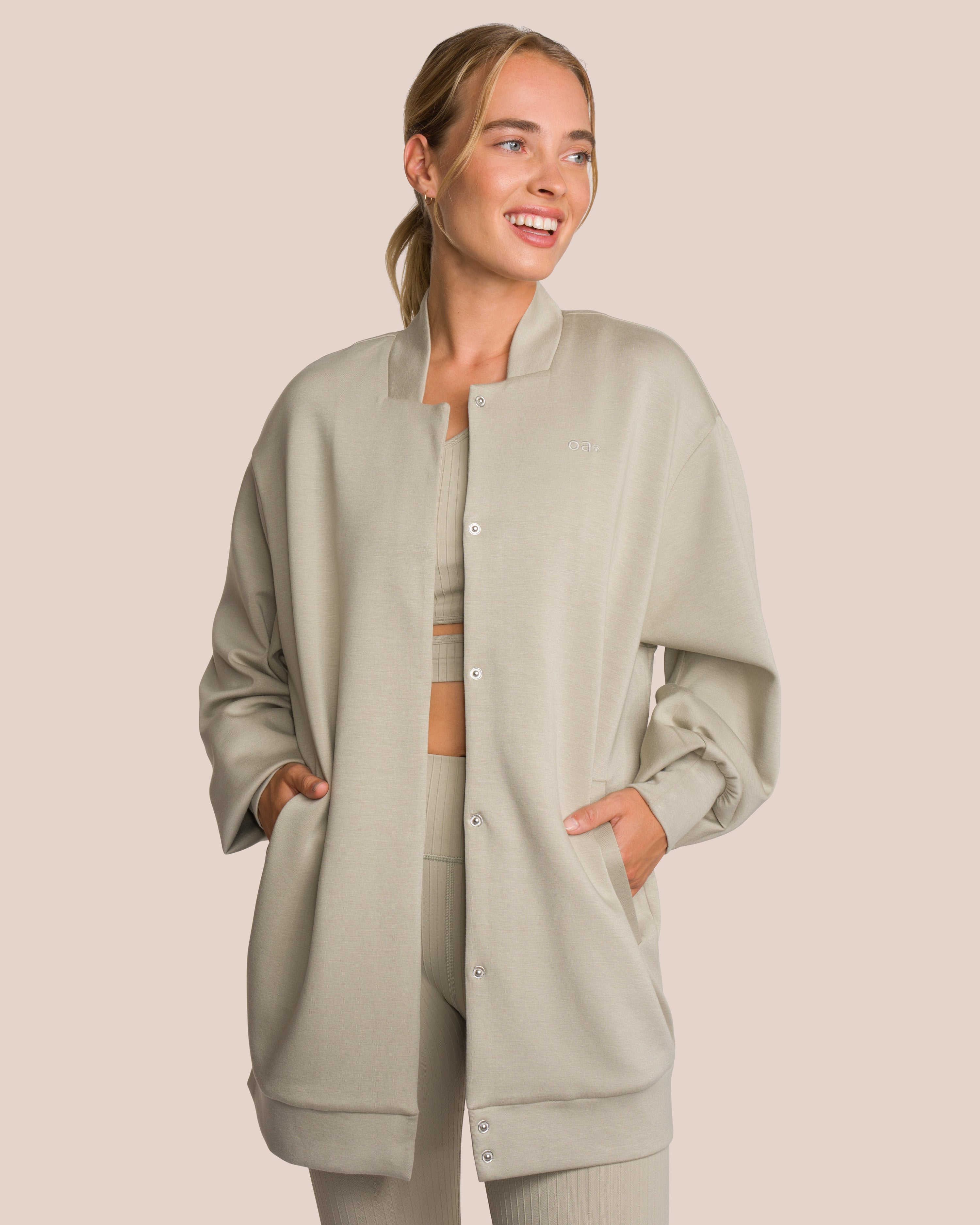 Elodie Long Bomber - Yoga Jacket - Beige