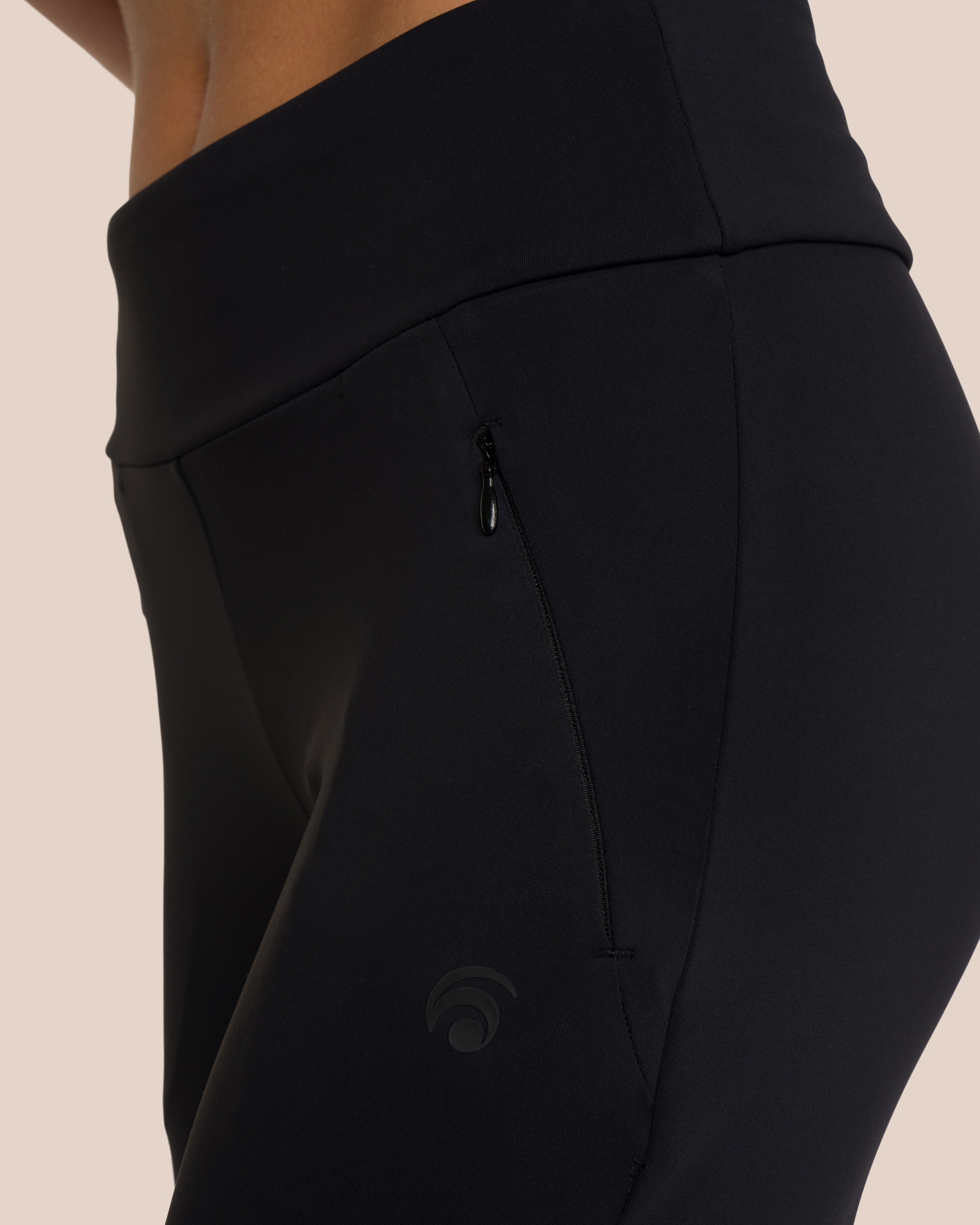 Florence Layer Straight Leg Set - Black - Yoga Set
