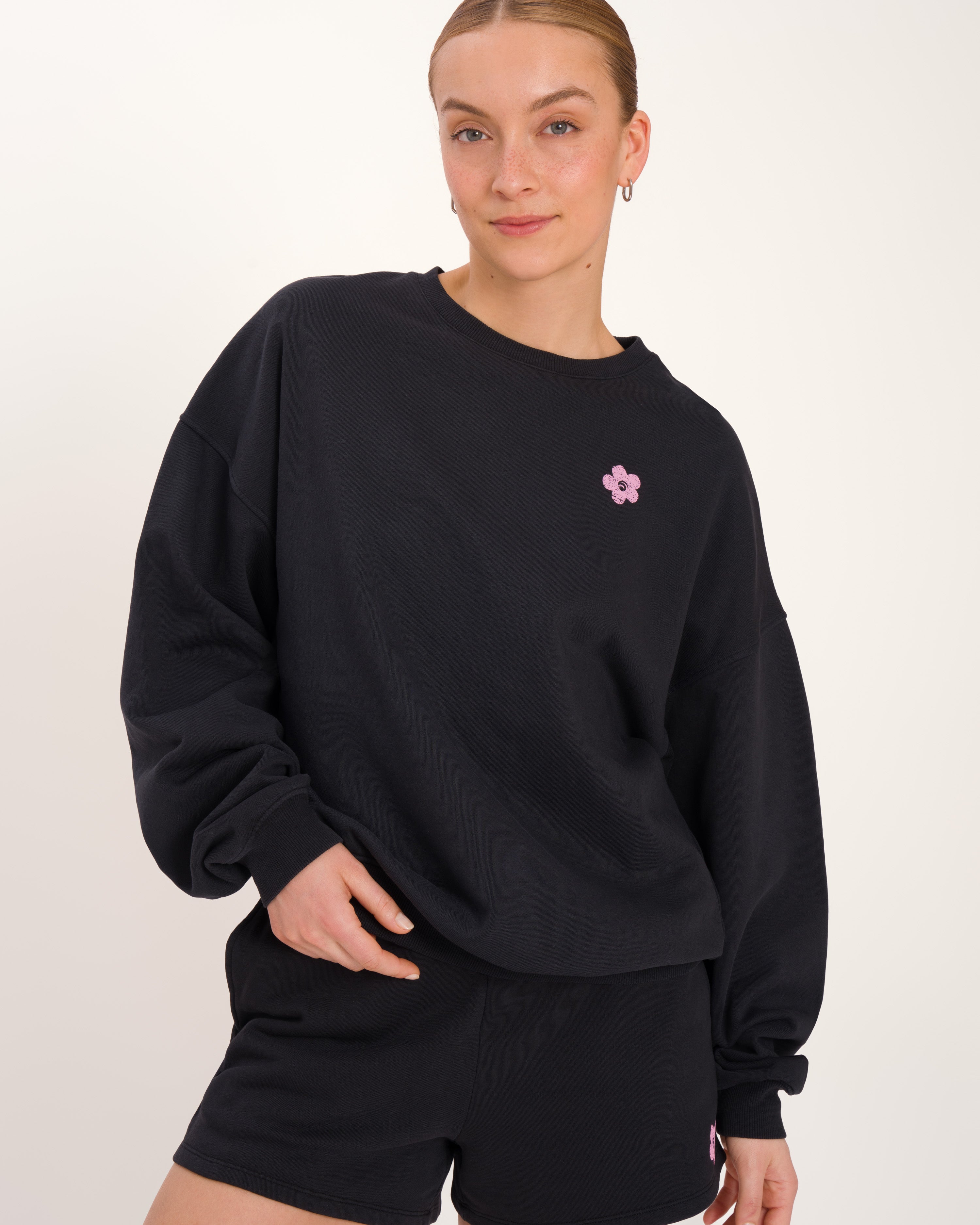 Lola Sweater - Yoga Sweater - Black
