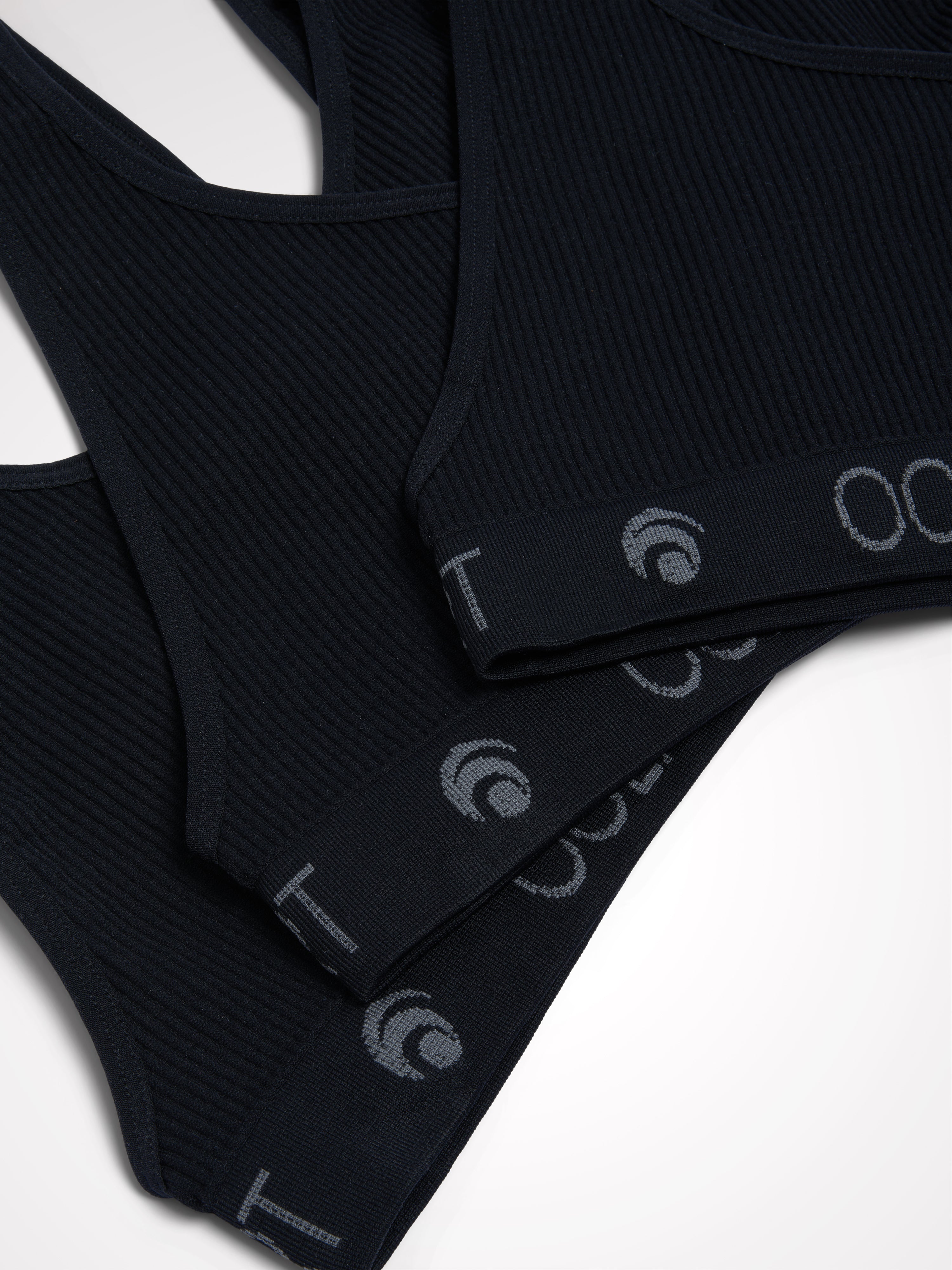 Ariel Seamless Bra Set Deluxe - Black - Yoga Set