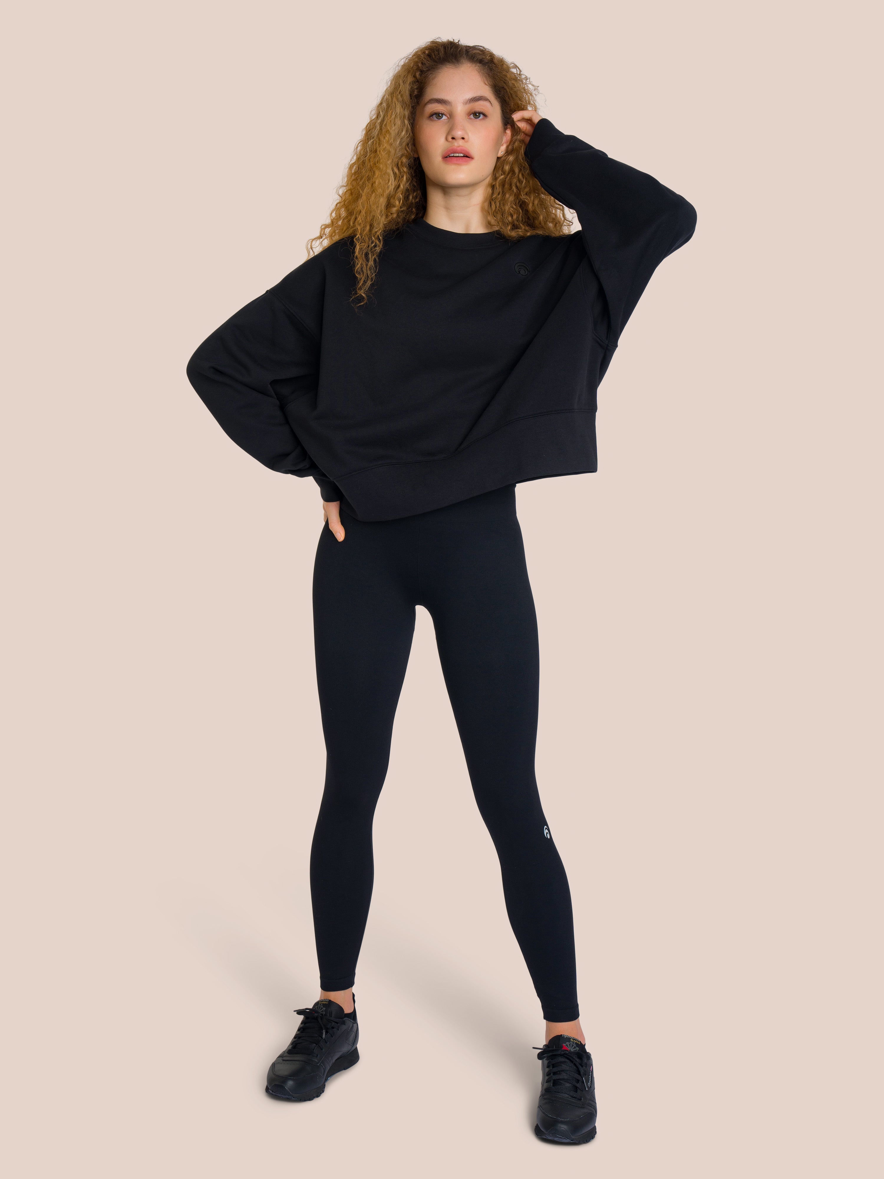 Tara Set Deluxe - Black - Yoga Set