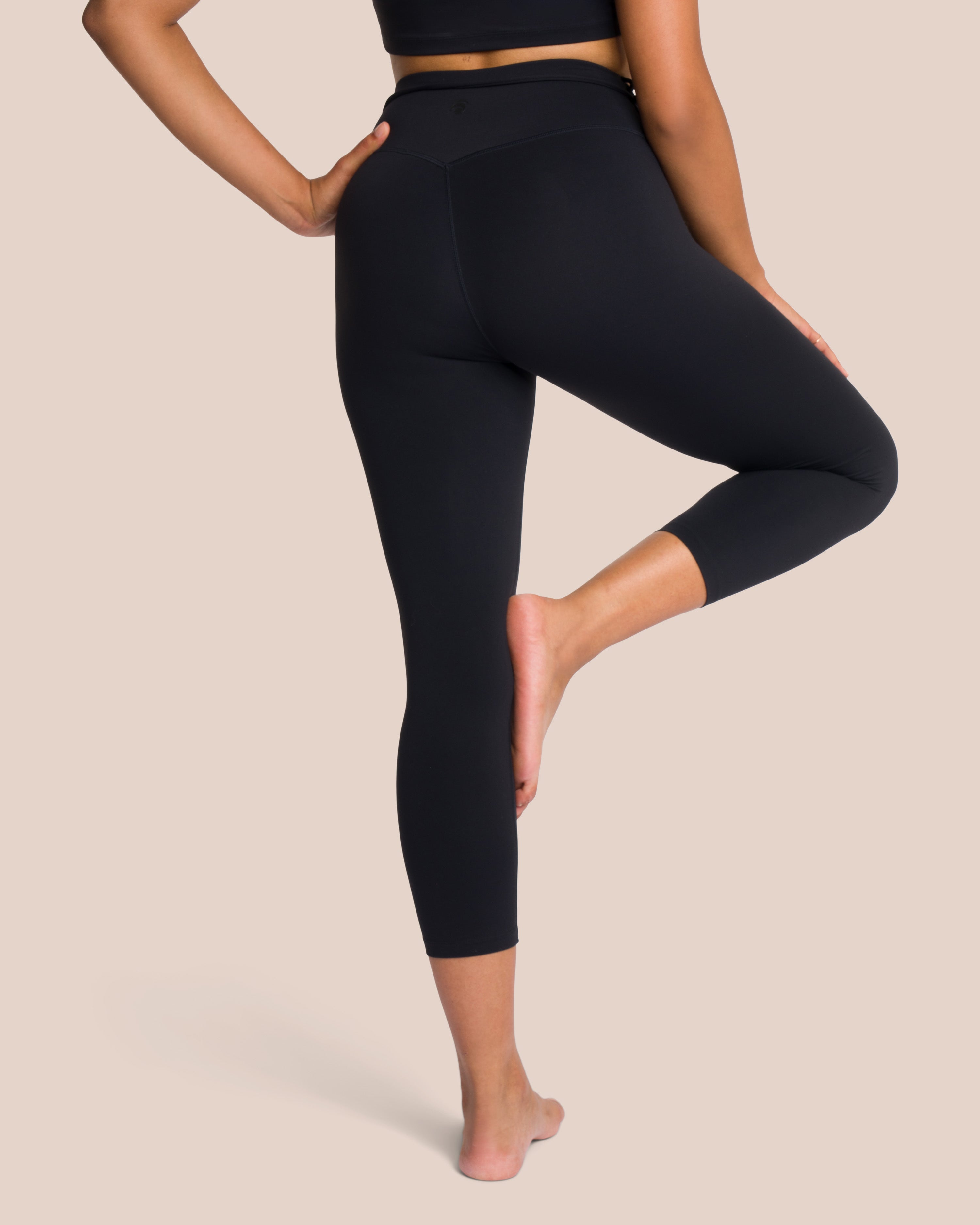 Gianna Off Shoulder Set - Black