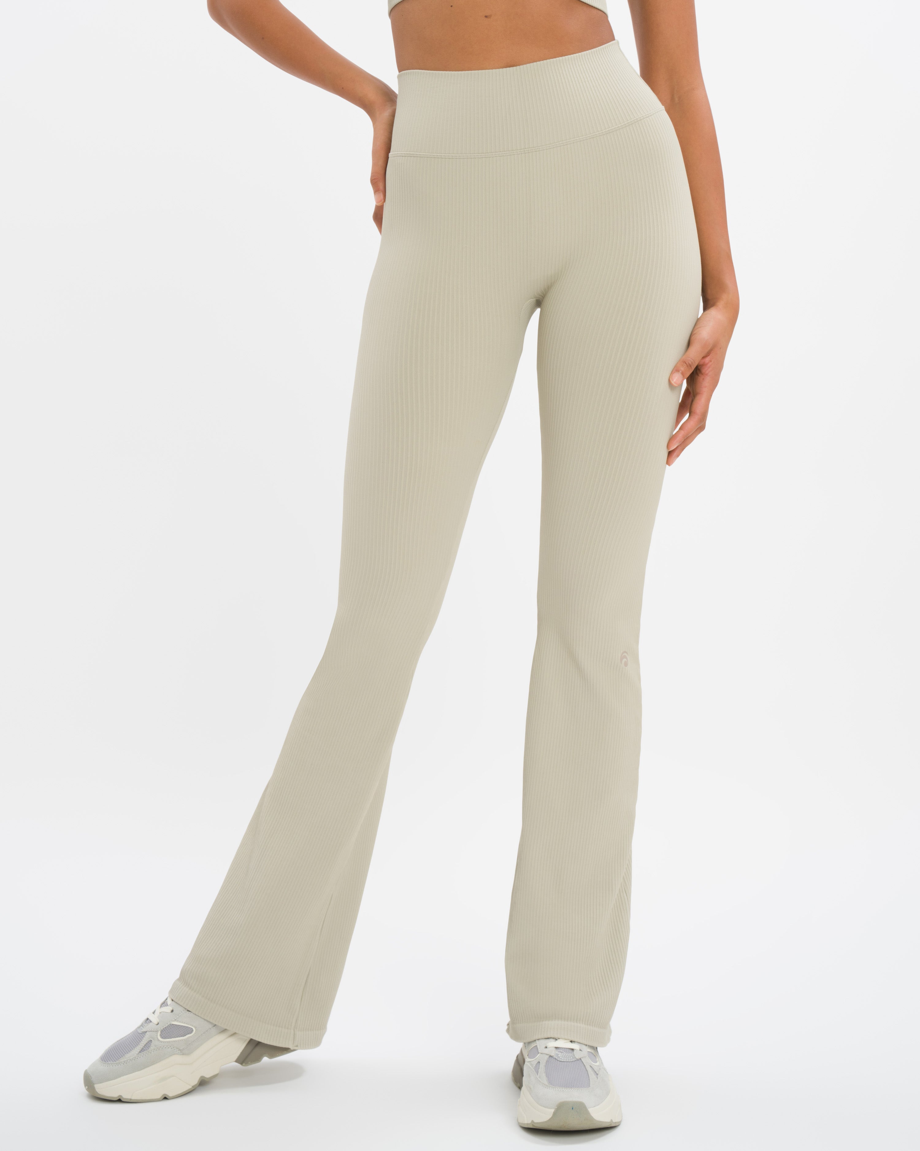 Maya Flared Pant Petite