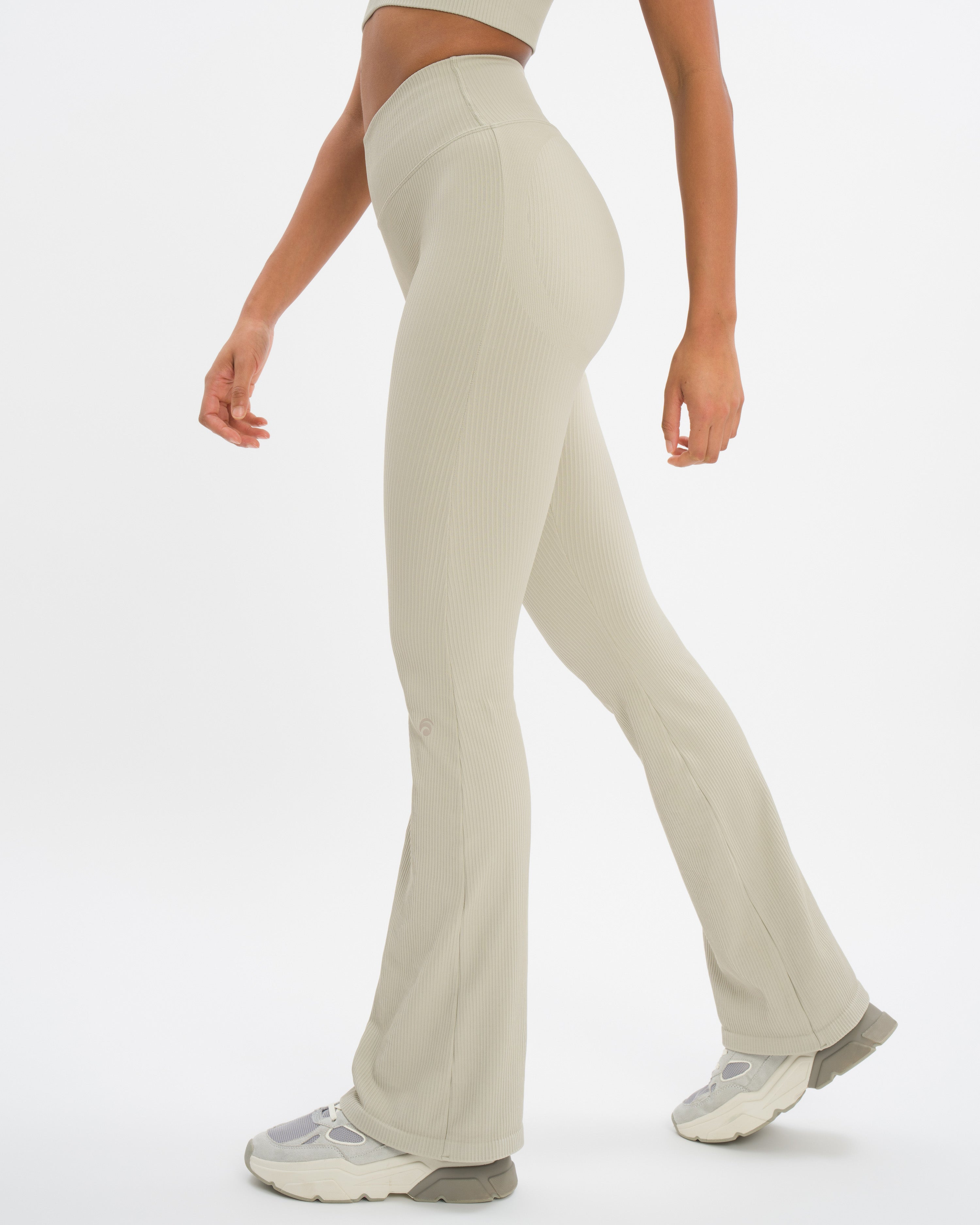 Maya Flared Pant Petite