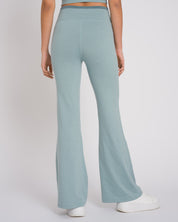 Dahlia Flared Pant Petite