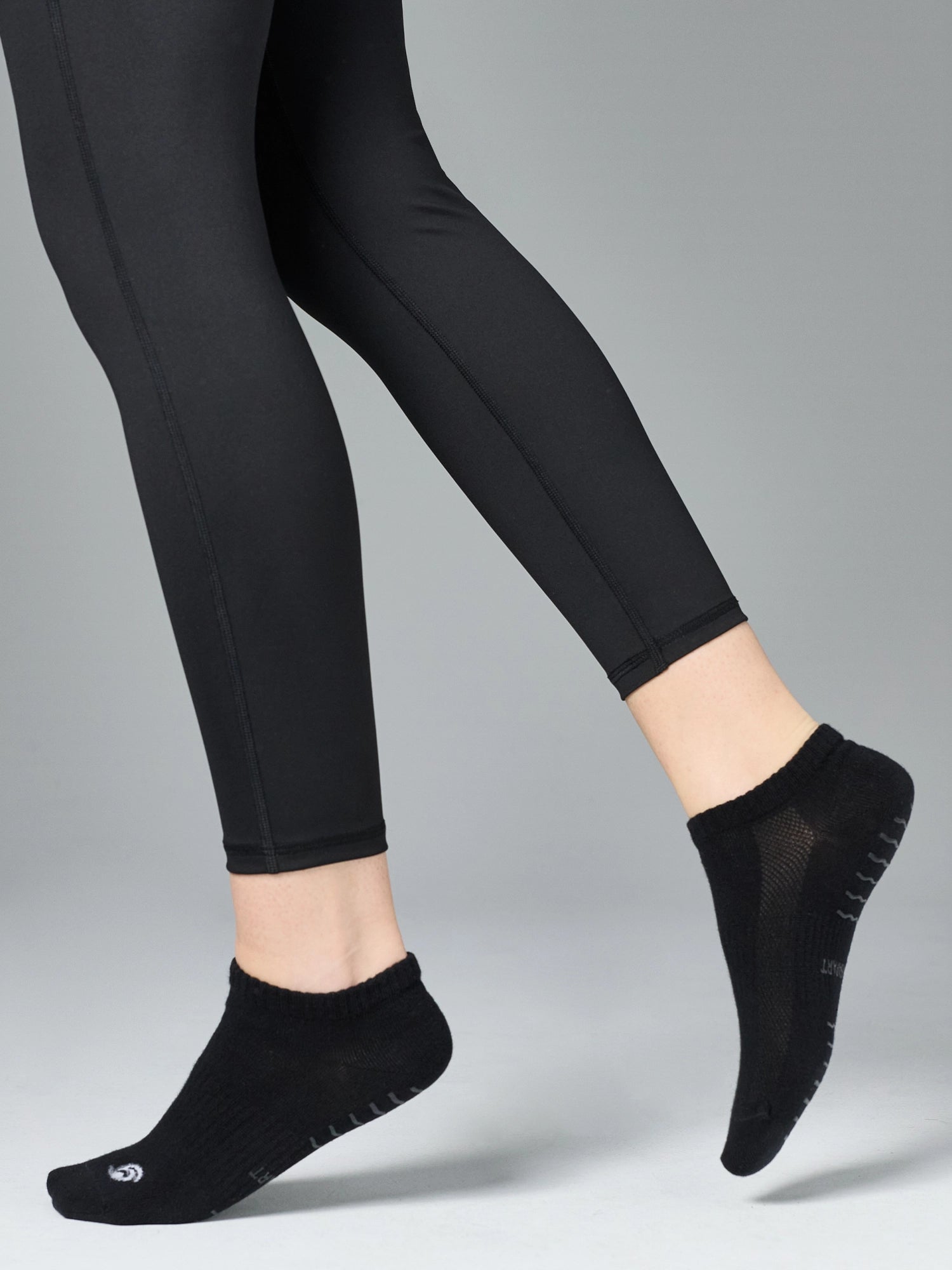 Brandy Ankle Pilates Socks - Yoga Socks