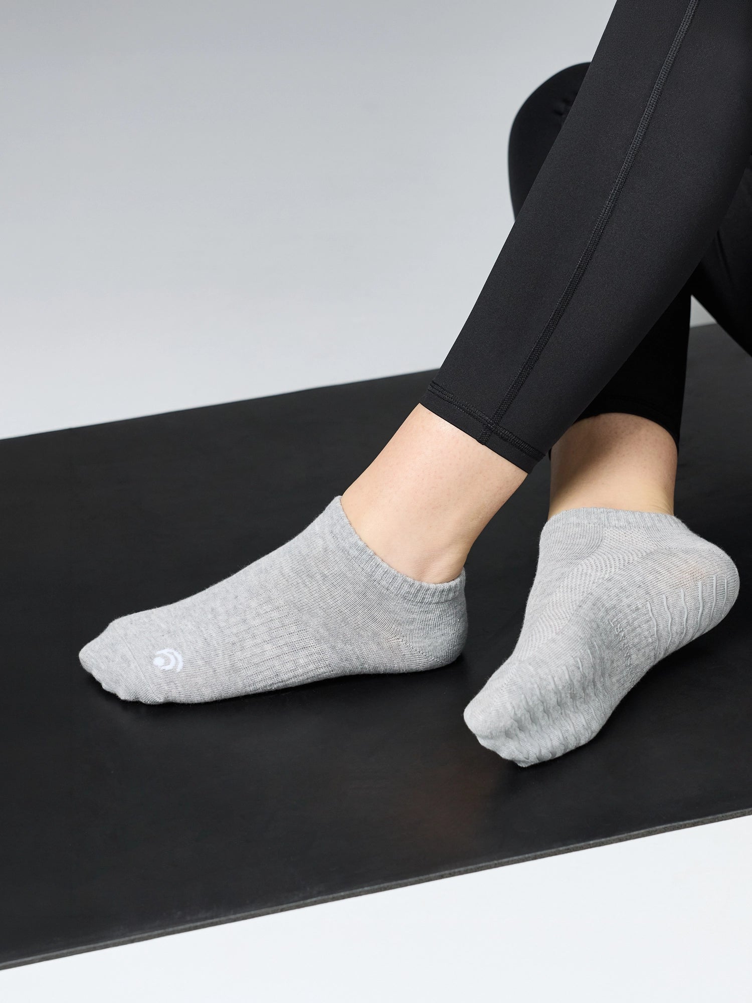 Brandy Ankle Pilates Socks - Yoga Socks