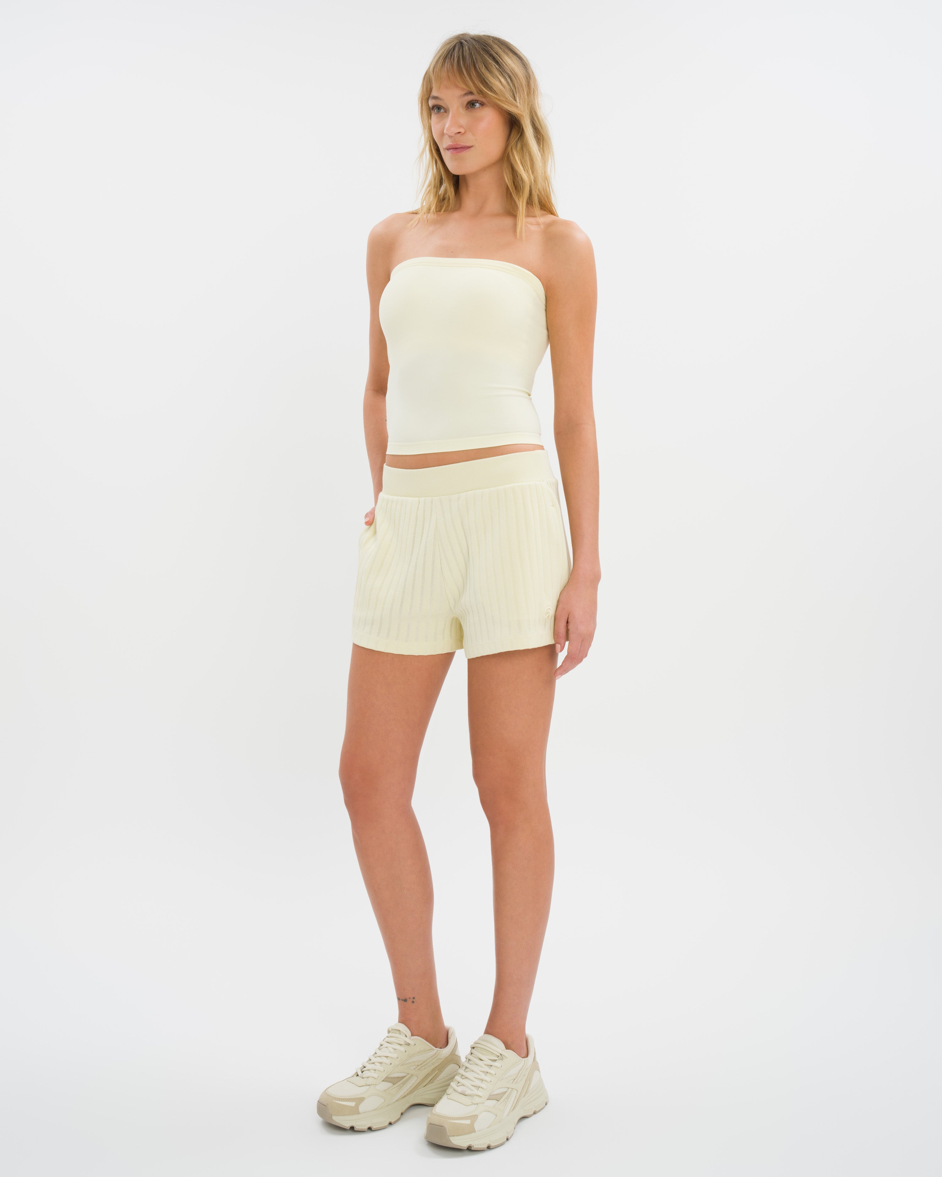 Aurelia Brooke Short Set - Light Silky Yellow